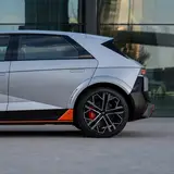 Satin Metallic Silver Vinyl Wrap 9